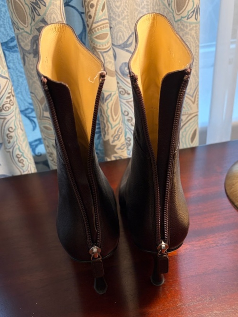 Gucci Brown Pointed Toe Leather Ankle Boots - Picture 5 of 8